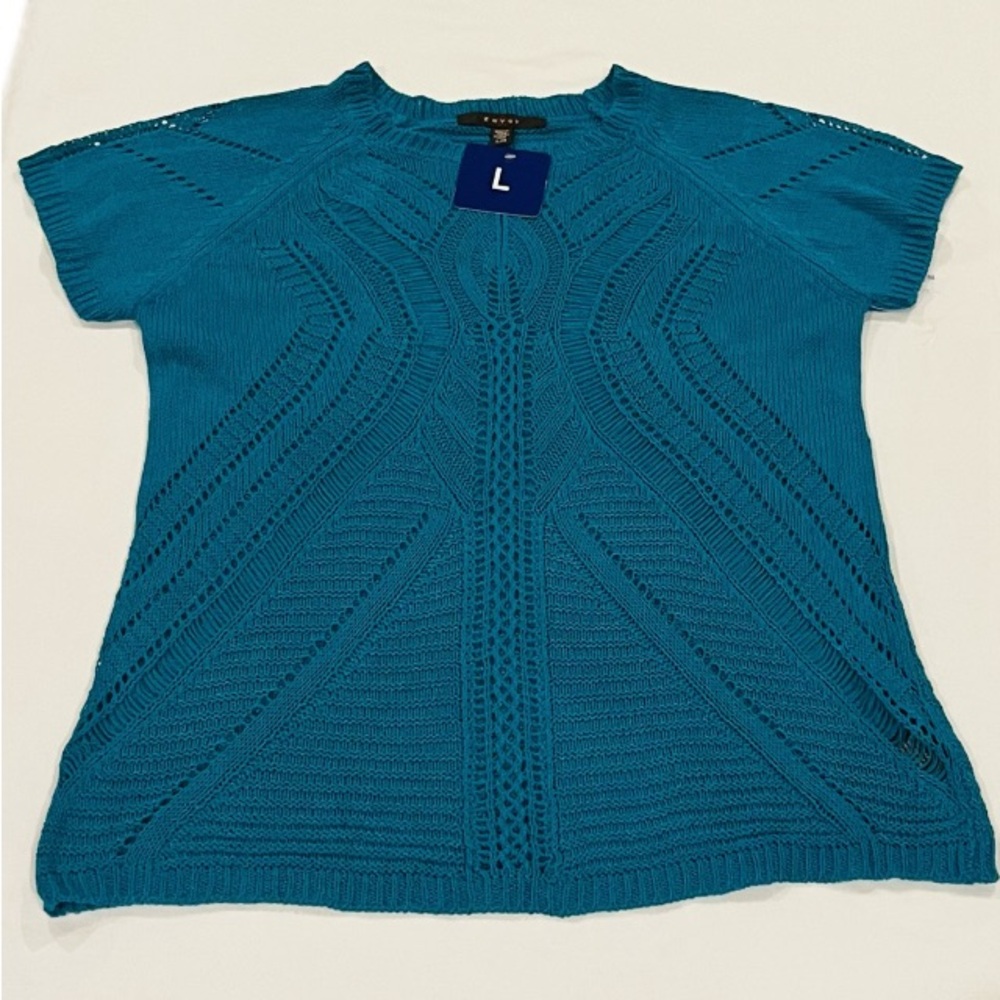 BRAND FEVER, SIZE LARGE, FALL VIBES, KNITTED SWEATER SHORT SLEEVE BLOUSE.